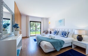 WiFi, bed sheets - Vrbo Property (Sagres)