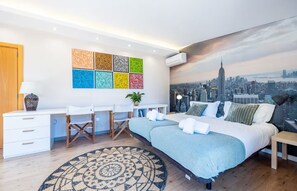 4 bedrooms, WiFi, bed sheets, wheelchair access