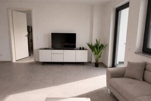 Living area - Vrbo Property (Rheinhausen)
