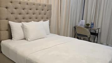 Deluxe Single Room, Balcony, Pool View