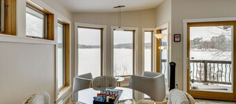 Cozy Rice Lake Cabin w Balcony, Grill & Views