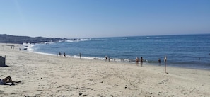 Beach nearby - Holiday Home 'Vivenda Taborda' with Sea View, Private Pool and Wi-Fi (Carreço)