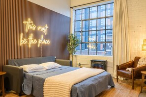 1 غرفة نوم ومكتب وواي فاي وملاءات أسرّة