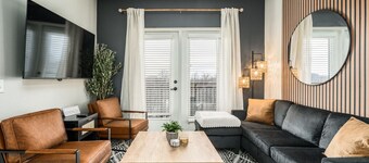 Coffee, Hot Tub, ADA, King Beds