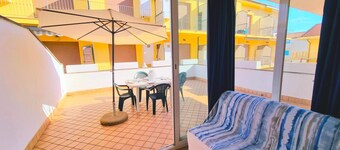 Blue Bilo with terrace facing the sea and beach