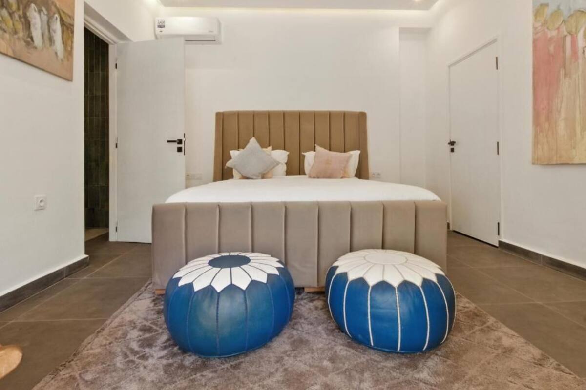 Deluxe tweepersoonskamer, balkon, uitzicht op binnenplaats | Gratis wifi