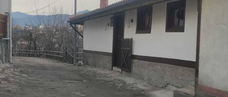 패밀리 하우스, 주방, 시내 전망 | 숙박 시설 구내