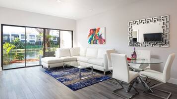 Televisión y estéreo