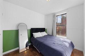 1 bedroom, iron/ironing board, free WiFi, bed sheets - NY-11-7 Cozy 1BR 1BATH In East Village (New York)
