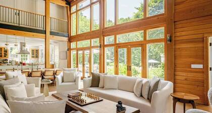 Luxurious 8 Bedroom Retreat with Pool East Hampton