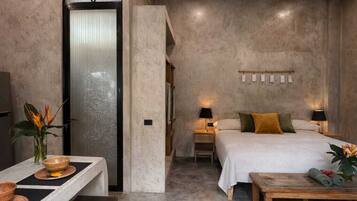 Luxury Apartment, Patio, Garden View | Laptop workspace, free WiFi