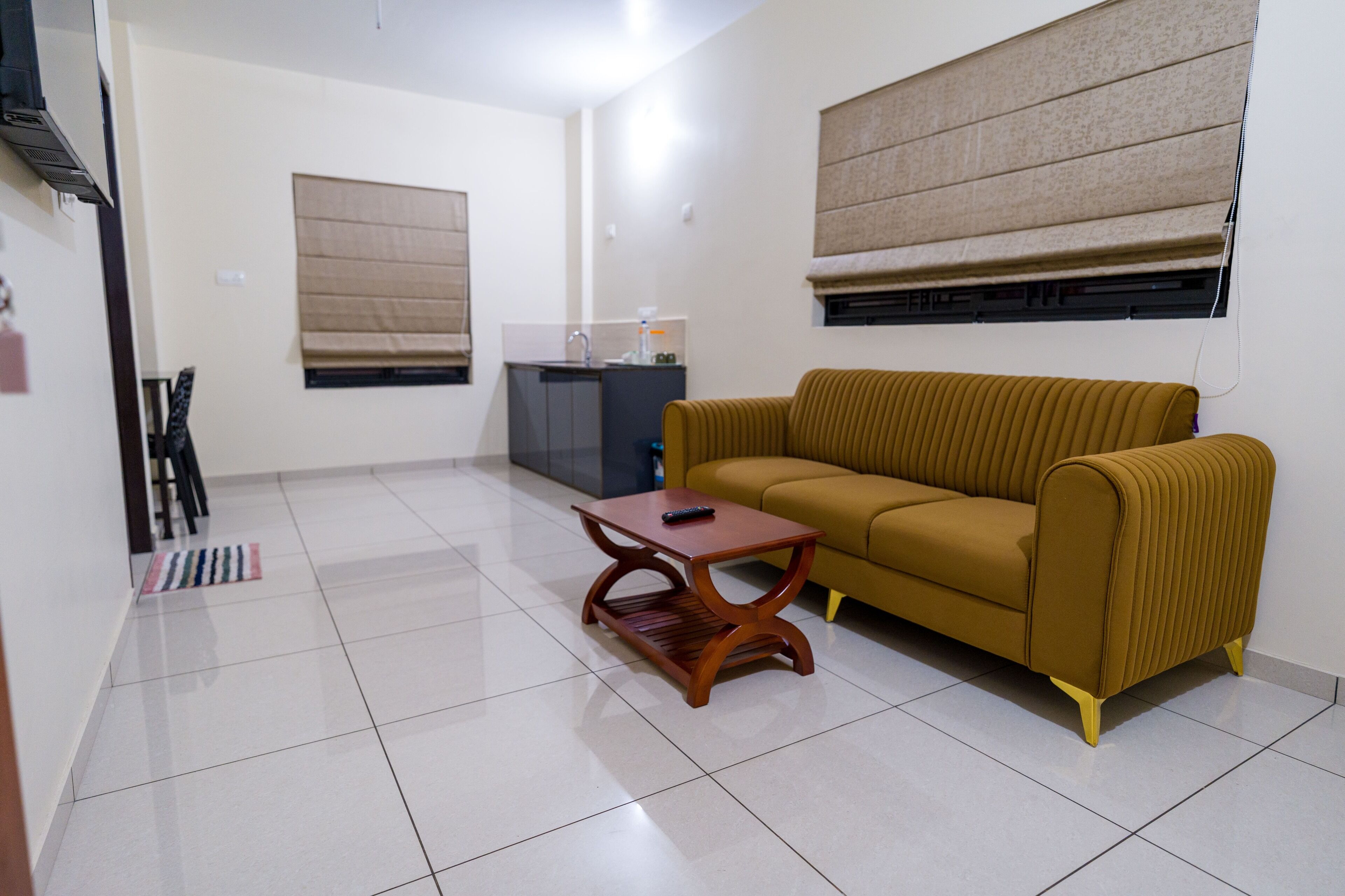 Deluxe Room | Living area