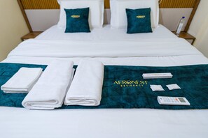 Deluxe Room - Aeronest Residency (Kondotti)