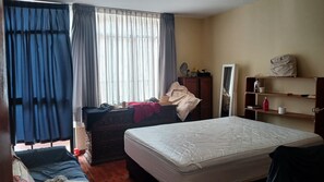 1 bedroom, iron/ironing board, WiFi, bed sheets - Nice Apt near downtown (Lince)