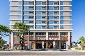 Property entrance - TUI BLUE Han River (Da Nang)