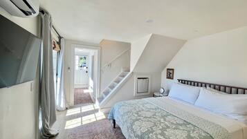 2 slaapkamers, een strijkplank/strijkijzer, gratis wifi, beddengoed