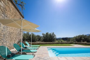 Pool - Laga 1577 Traditional Stonehouse, a cozy retreat (Laga)