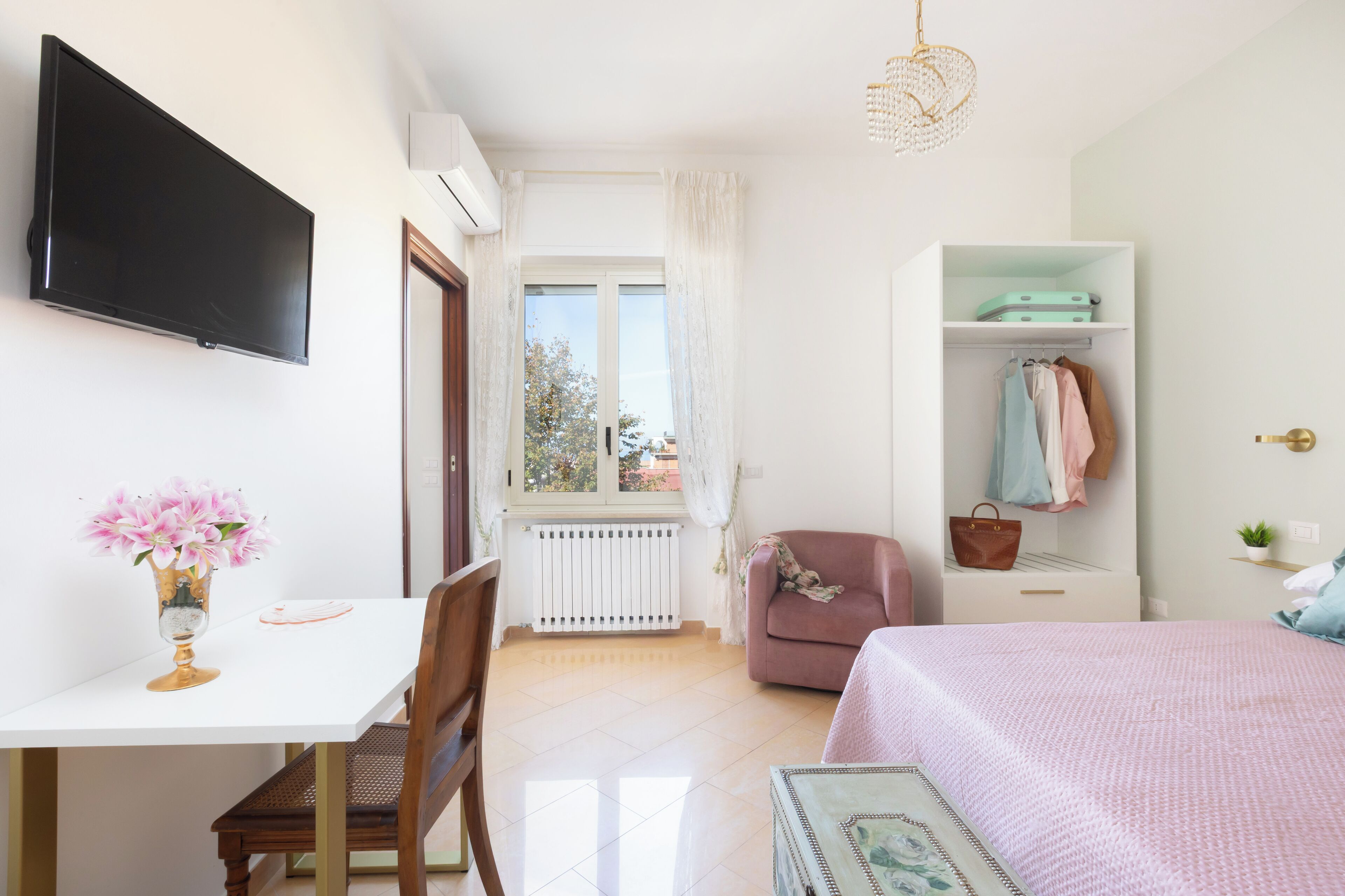 1 chambre, fer et planche à repasser, Wi-Fi, draps fournis