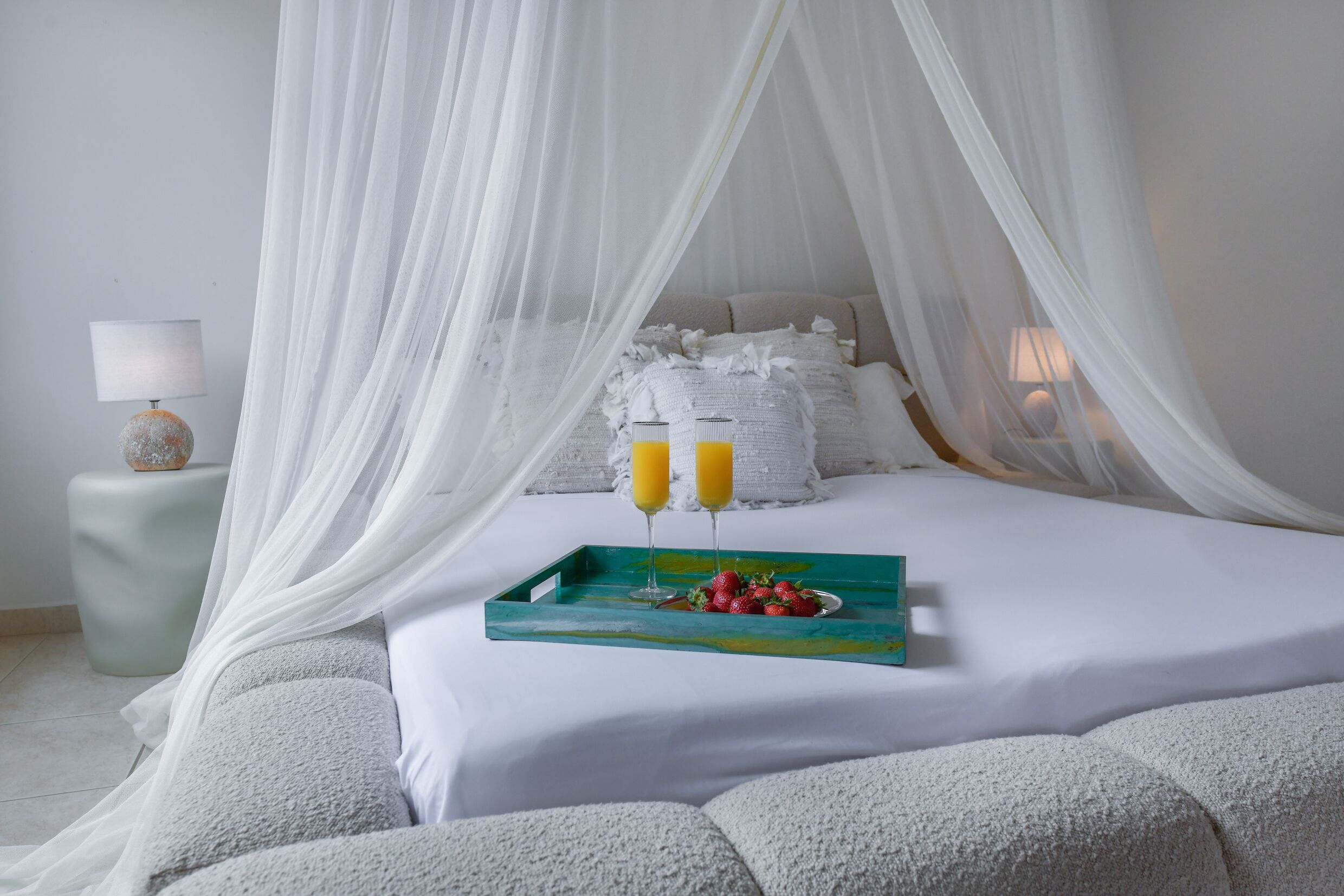 Iron/ironing board, WiFi