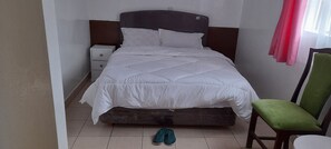 Executive Room | Free WiFi - DENOBASE PUB & GRILL MILIMANI (Nairobi)
