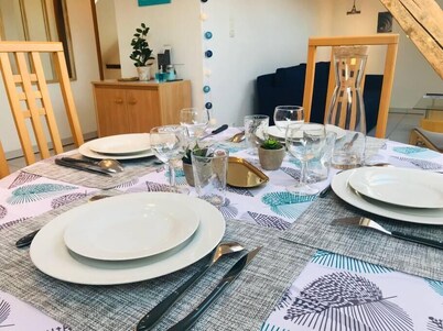 3rd Central 1 BR w/ 3 single beds 45m2 + 5mn from Basel