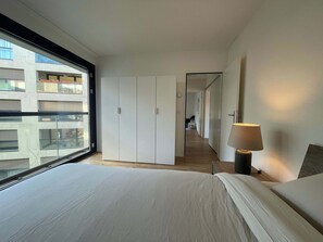 2 chambres, bureau, fer et planche à repasser, Wi-Fi