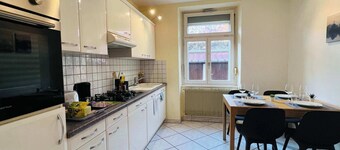 GF Central 2 BR w/ Living room + 5mn from Basel