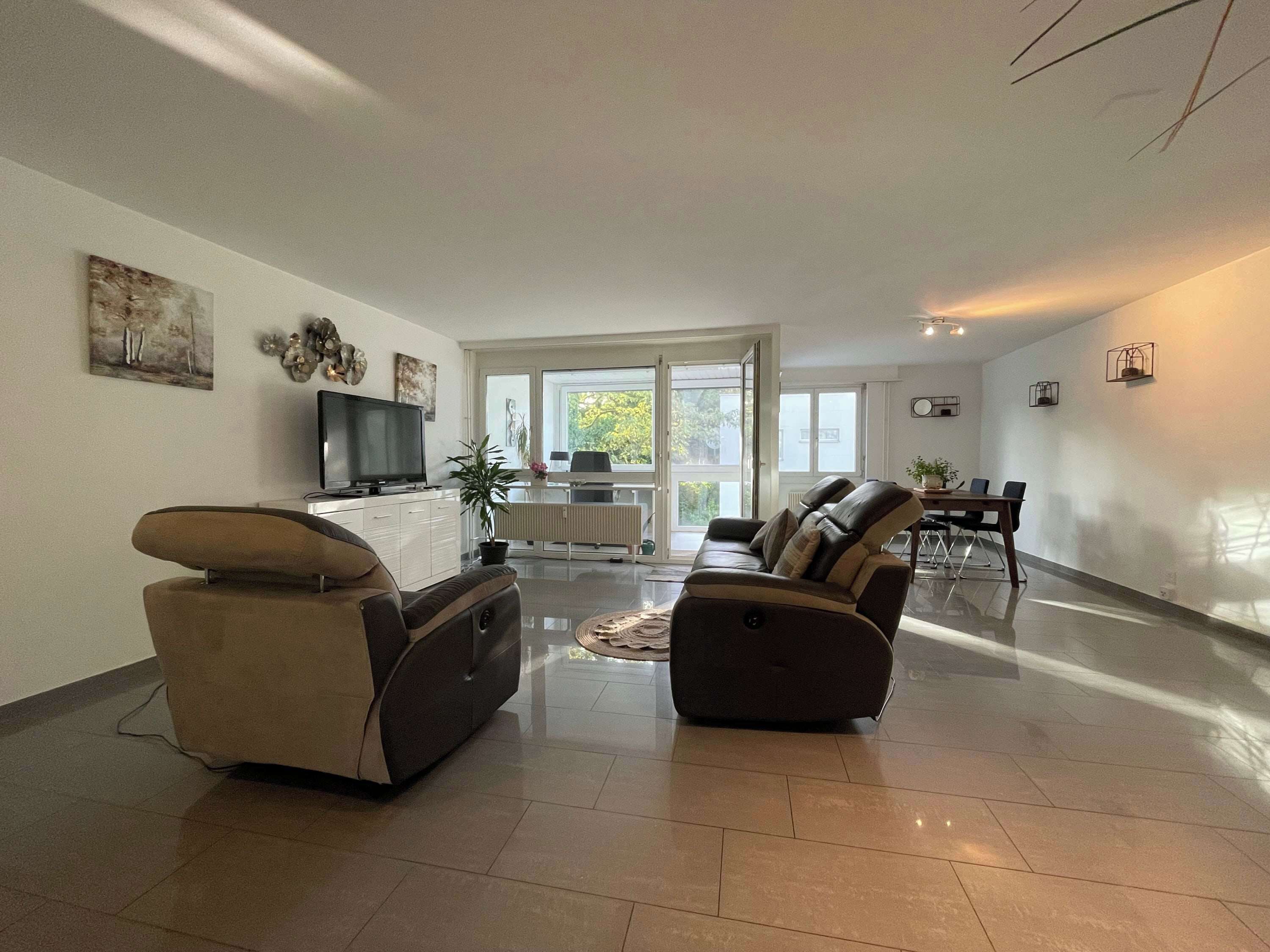 تلفزيون، مكتب