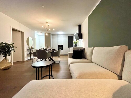 Modern & Peaceful Renovated Apartment in Riehen