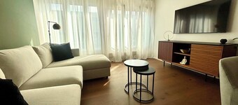 Modern & Peaceful Renovated Apartment in Riehen