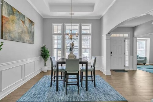 South Fulton Home Sleeps 10, Quiet Neighborhood