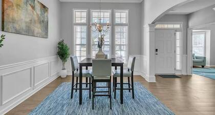 South Fulton Home Sleeps 10, Quiet Neighborhood