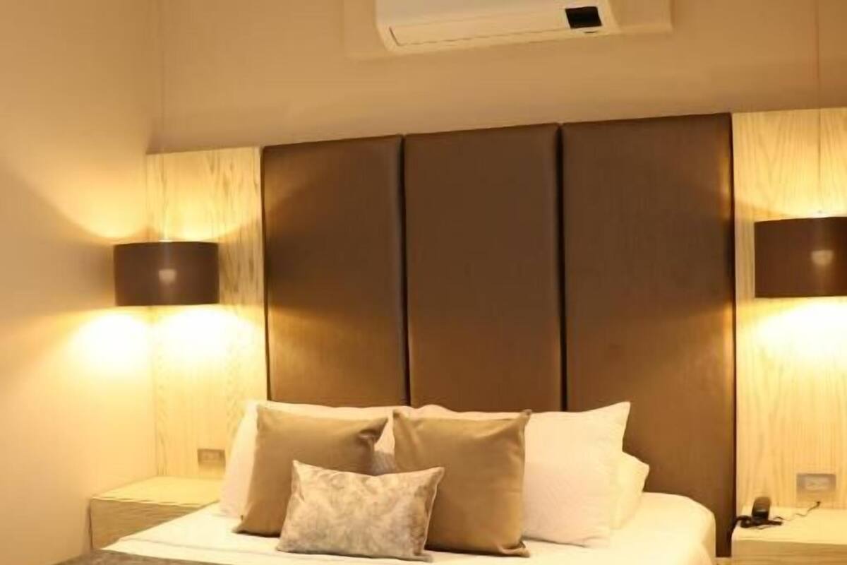 Deluxe Double Room | In-room safe, desk, free WiFi