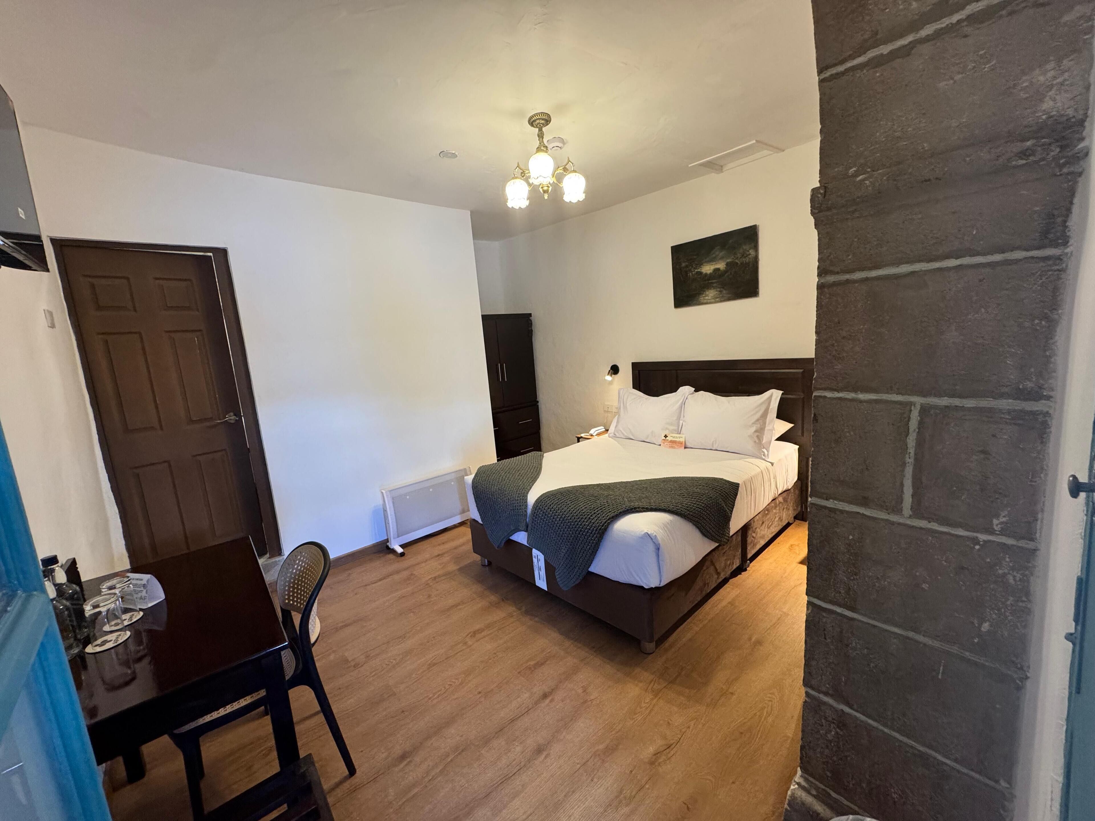 Habitación individual, vistas al patio