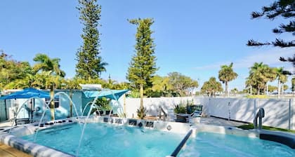 Inlet Cottage- Water Views- Fenced- Heated Pool- Spa-Fire Pit- Centrally Located