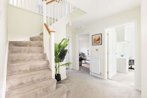 Interior - Family Home | Office, Garden & Country Park Views (Warwickshire)