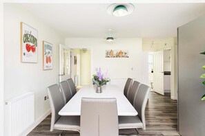 Dining - Family Home | Office, Garden & Country Park Views (Warwickshire)