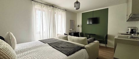 1 Schlafzimmer, Schreibtisch, Bügeleisen/Bügelbrett, WLAN