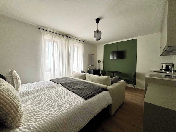 1 Schlafzimmer, Schreibtisch, Bügeleisen/Bügelbrett, WLAN