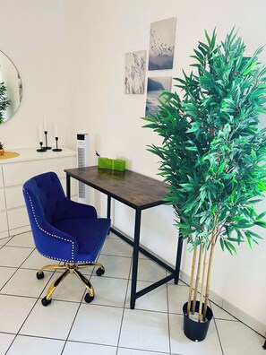 Interior - 2nd Central 2 BR w/ Living room + 5mn from Basel (Saint-Louis)