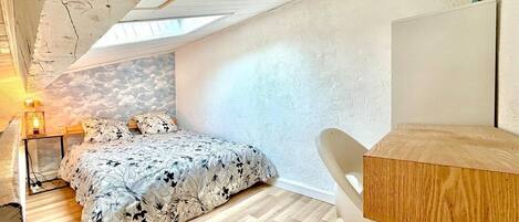 1 quarto, acesso à internet, roupa de cama