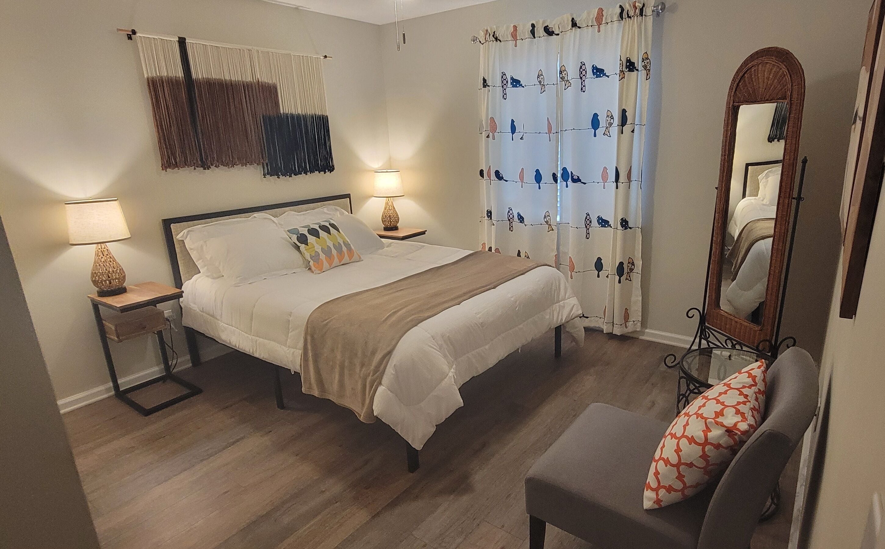 2 chambres, fer et planche à repasser, Wi-Fi gratuit, draps fournis