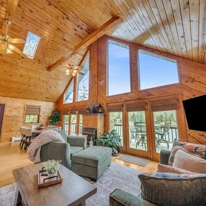 Smart TV, fireplace - Page Lake Lakefront Home near Elk Mountain (New Milford)