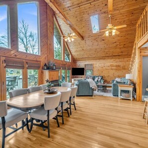 Smart TV, fireplace - Page Lake Lakefront Home near Elk Mountain (New Milford)
