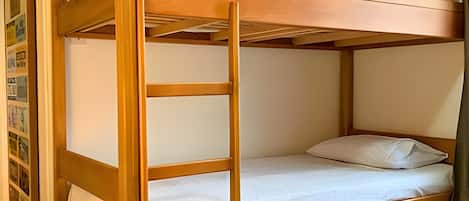 Ylelliset vuodevaatteet, yksilöllisesti sisustettu