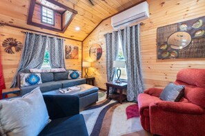 TV, fireplace - Cozy Lake Cumberland Cabin with Fire Pit (Somerset)