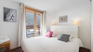 4 makuuhuonetta, silitysrauta/-lauta, Wi-Fi, vuodevaatteet