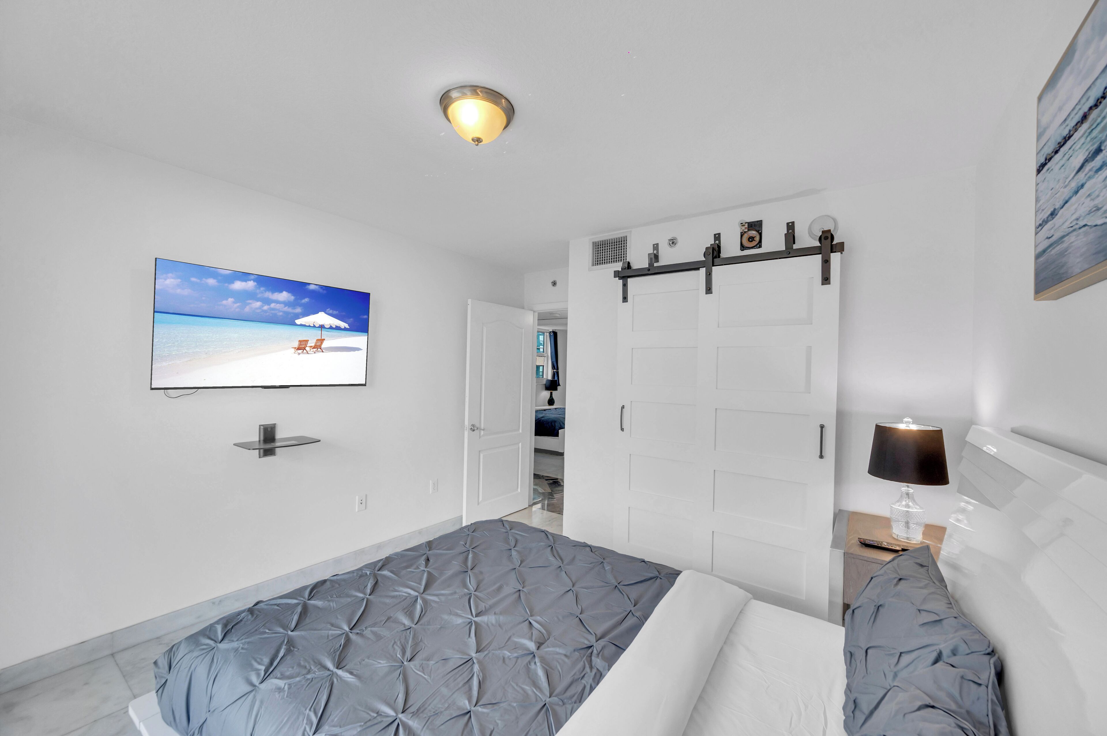 Deluxe Apartment, City View | Desk, laptop workspace, free WiFi