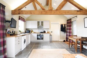 Private kitchen - Boutique but modern open plan spacious barn (Holt Heath)