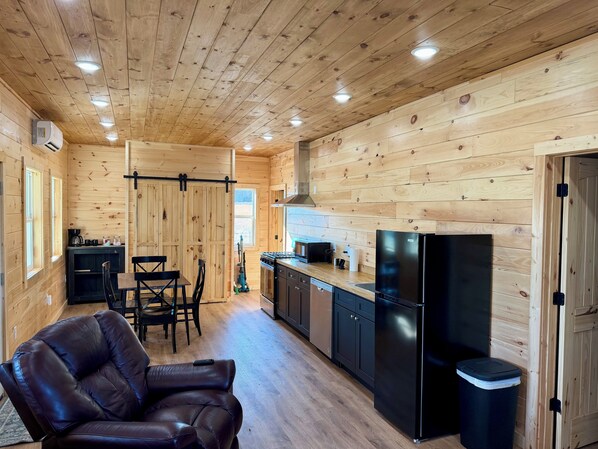 Interior - Peaceful Creekside Retreat on a Working Cattle Farm (Mountain View)